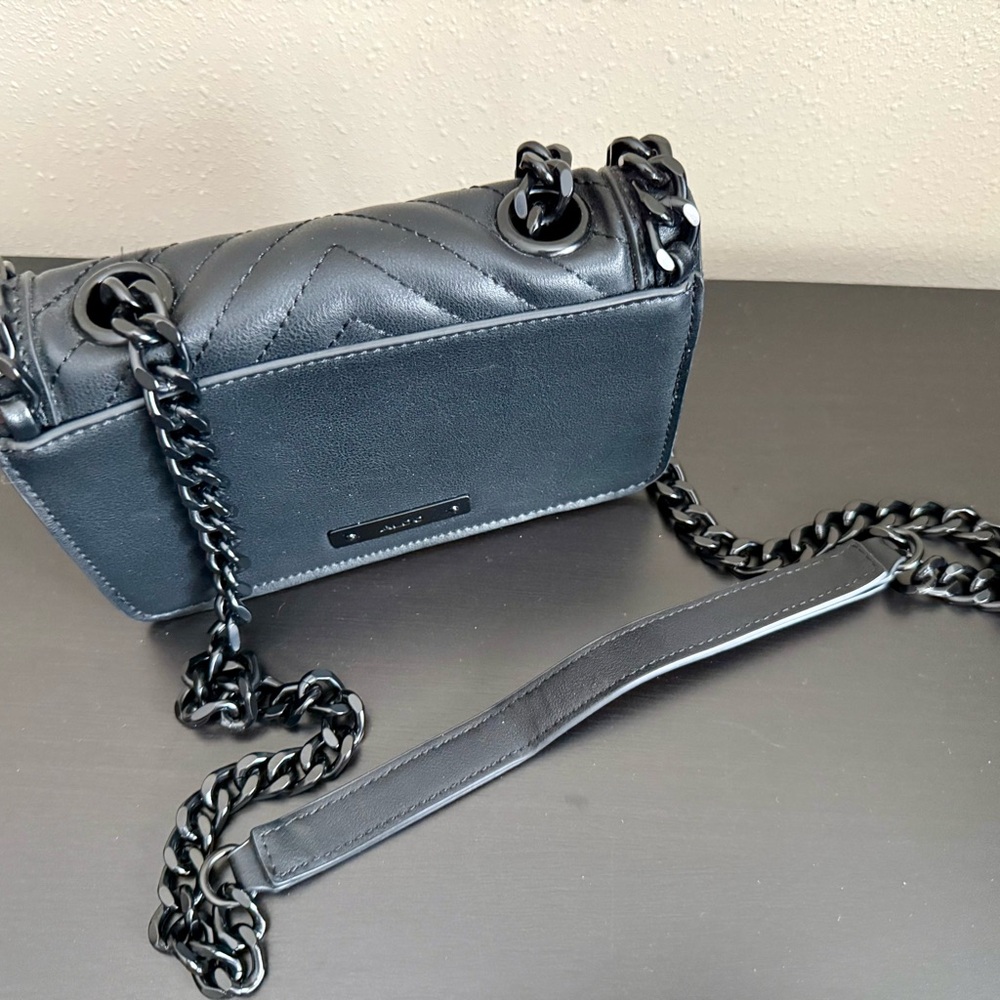 ALDO Black Quilted Chevron Crossbody Bag Matte Black Chain Strap - Picture 6 of 15
